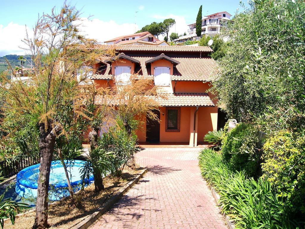 Villa Imperia Rum bild